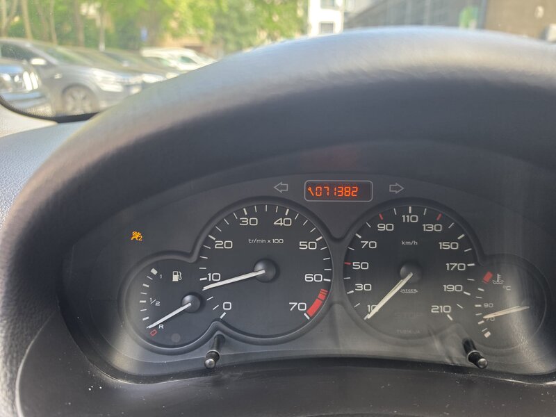 Peugeot 206